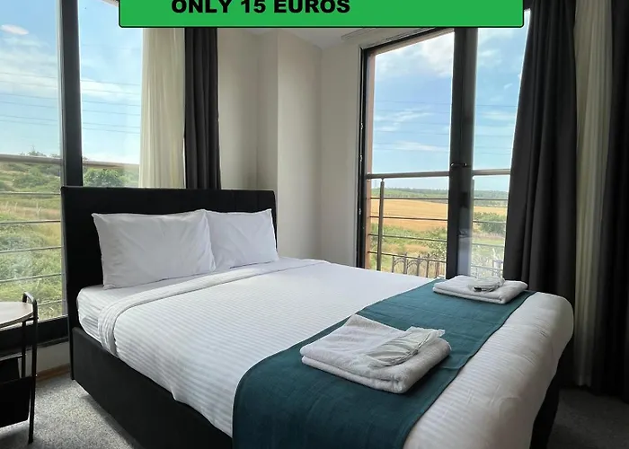 New Garden Airport Hotel