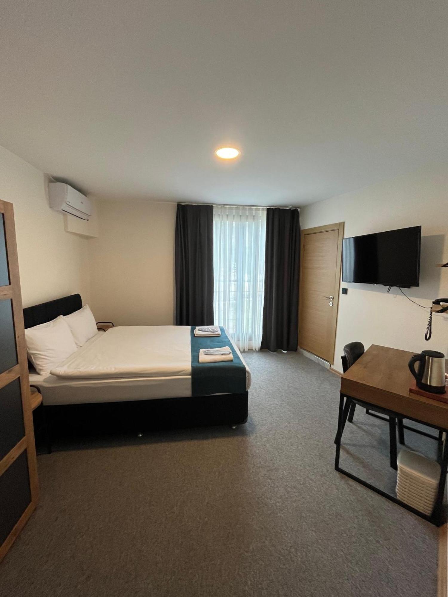 New Garden Airport Hotel 3*